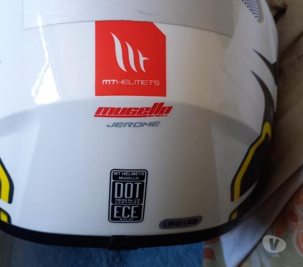 Accesorios para Autos Santiago Santiago - Fotos de Casco fijo marca Mthelmets Mugello Jerome, esta como nuevo.
