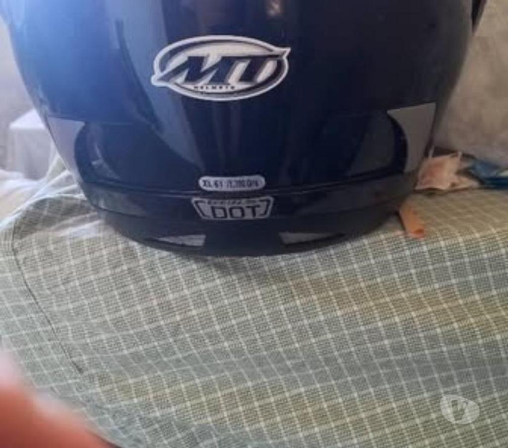 Accesorios para Autos Santiago Santiago - Fotos de 2 Cascos para Motocicleta nuevo MT abatiblr Helmet XL-L