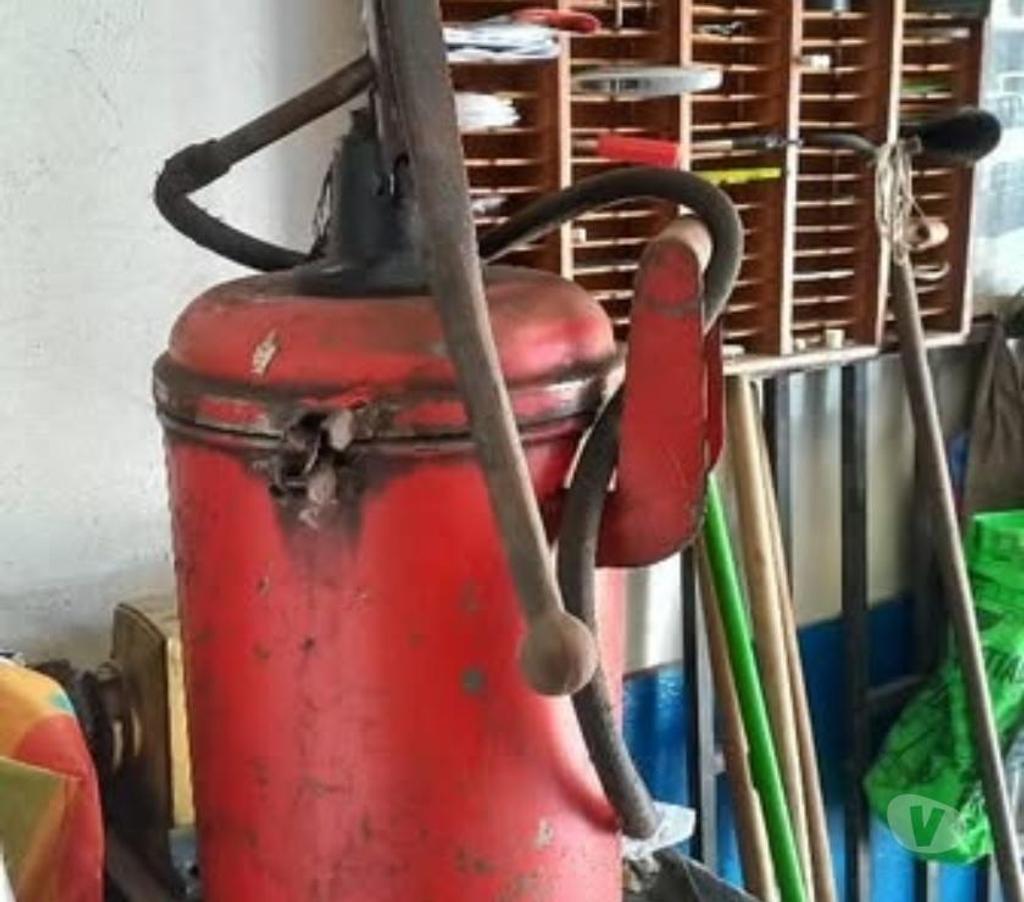 Accesorios para Autos Santiago Santiago - Fotos de Bomba de aceite con mas de 50 años esta funcionando 100%