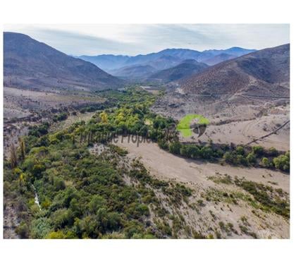 Terrenos Río Hurtad Limarí - Fotos de Gran terreno 32 hectáreas,orilla de río. 4 acciones agua