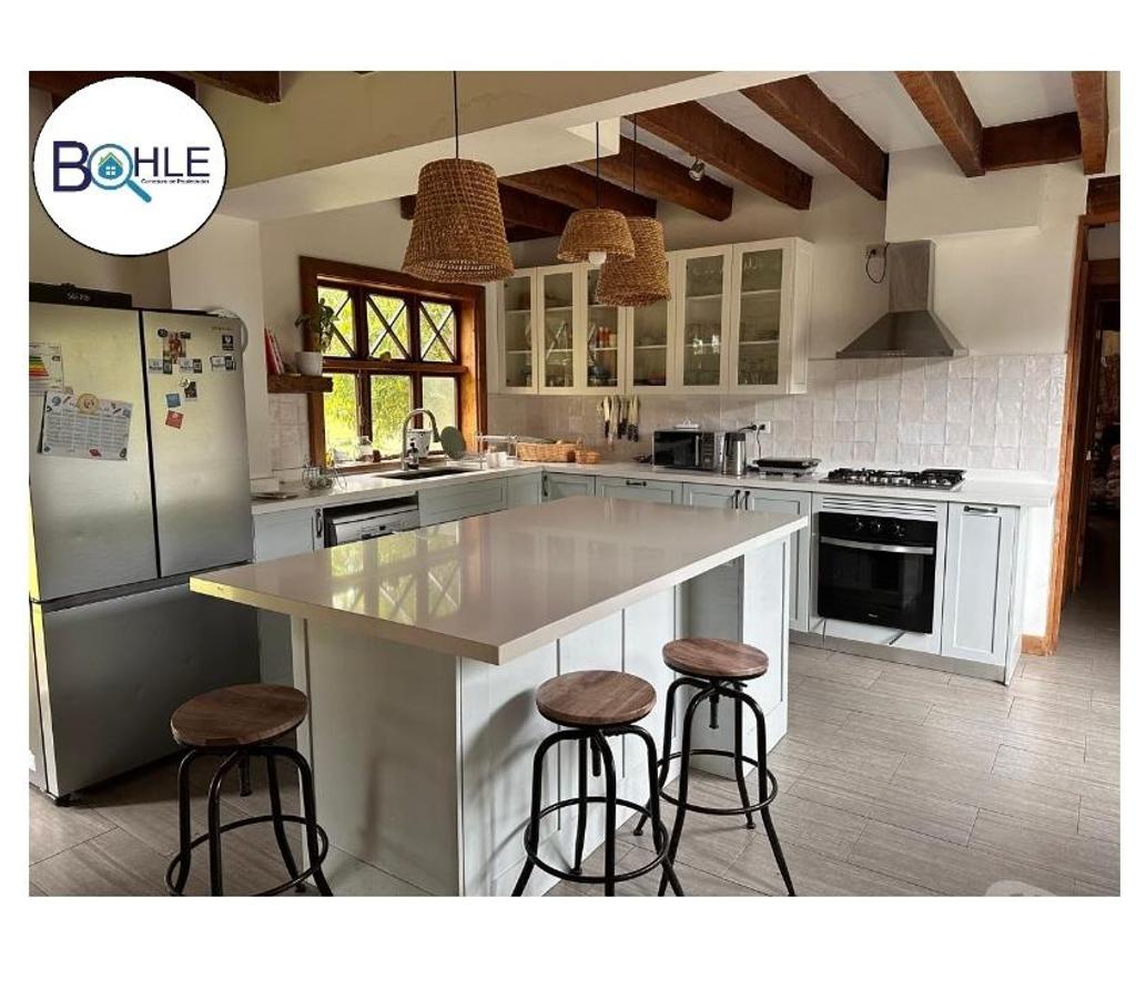 Bienes Raices Llanquihue Puerto Varas - Fotos de VENDO - Casa en Playa Venado, Puerto Varas