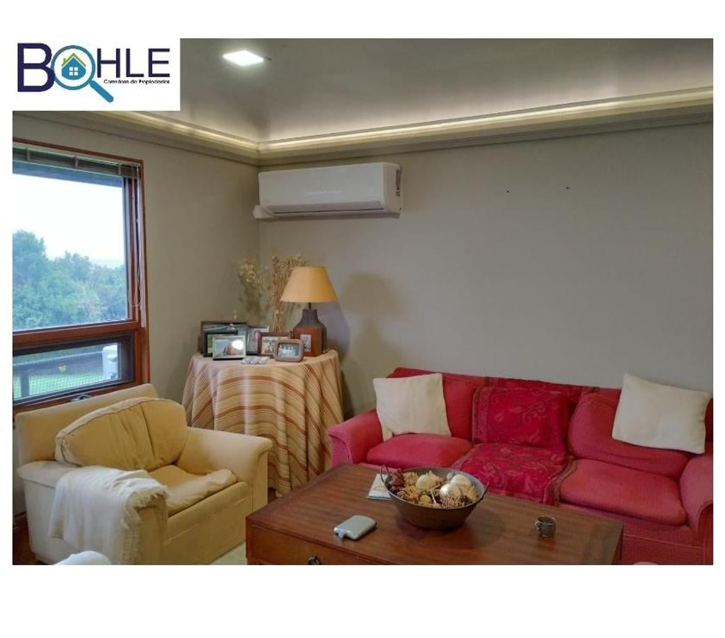Bienes Raices Llanquihue Puerto Montt - Fotos de VENDO - Casa de 450m2 con vista a la Costa Tenglo