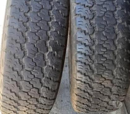Repuestos-Accesorios-Servicios Santiago Santiago - Fotos de 2 neumáticos Good Year Wrangler 245-75-R-17 impecables.