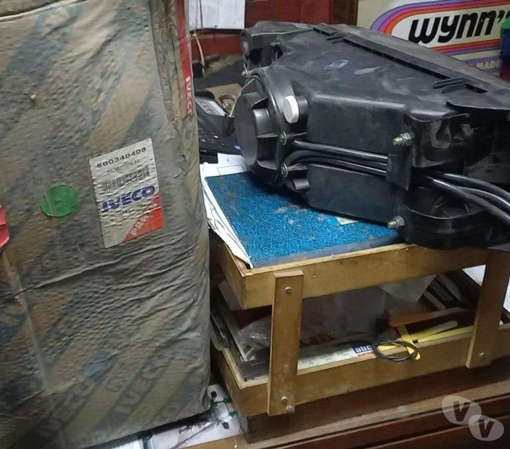 Accesorios para Autos Santiago Santiago - Fotos de Foco delantero nuevo Iveco Euro cargo 1996-2002