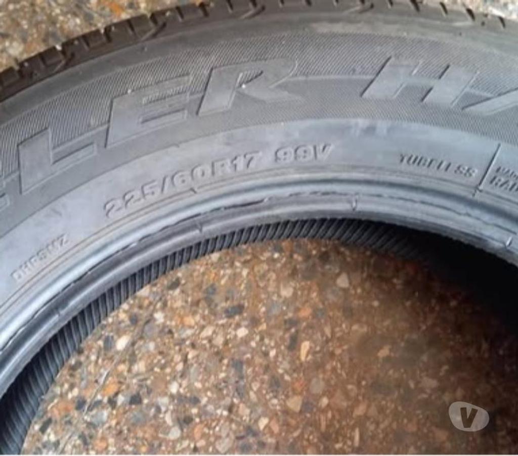 Accesorios para Autos Santiago Santiago - Fotos de 1 Neumàtico Bridgestone Dueller HP 225- 60 R-17 como nuevo.