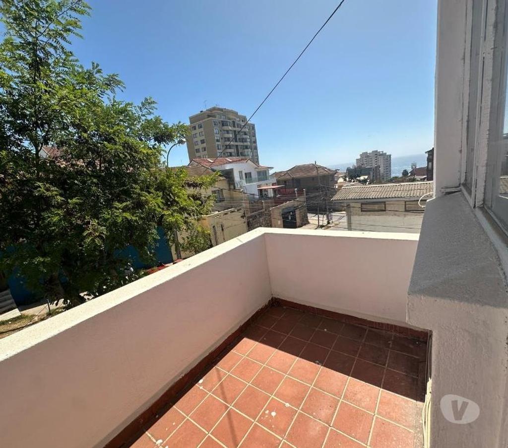 Bienes Raices Valparaíso Viña del Mar - Fotos de VENDO CASA CERCA AVENIDA PRINCIPAL RECREO VIÑA DEL MAR
