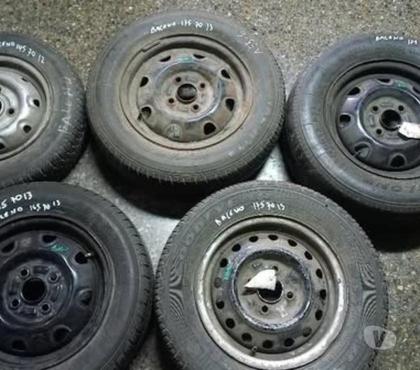Piezas de Autos Santiago Santiago - Fotos de Llantas con neumáticos para Suzuki baleno 1998 Aros 13 y 12