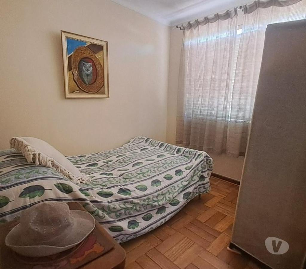 Bienes Raices Santiago Ñuñoa - Fotos de Vendo casa de dos pisos en gran terreno.