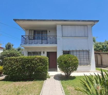 Casas en venta Ñuñoa Santiago - Fotos de Vendo casa de dos pisos en gran terreno.