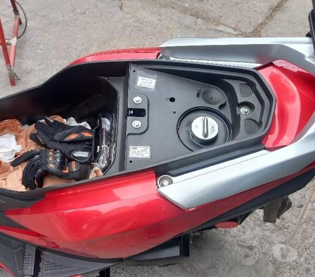 Vendo moto Santiago Santiago - Fotos de Honda Elite año 2019 solo con 2.385 kilòmetros nueva