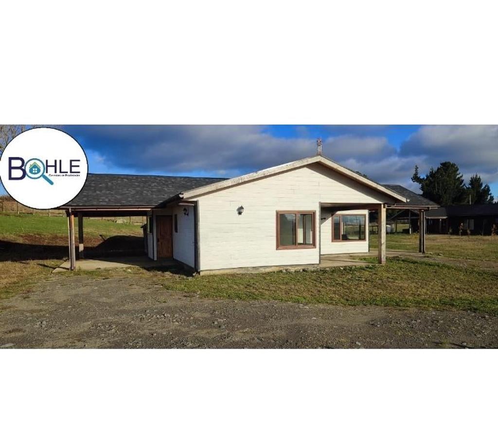 Bienes Raices Llanquihue Frutillar - Fotos de VENDO - 2 Casas en Frutillar, en terreno de 5000m2