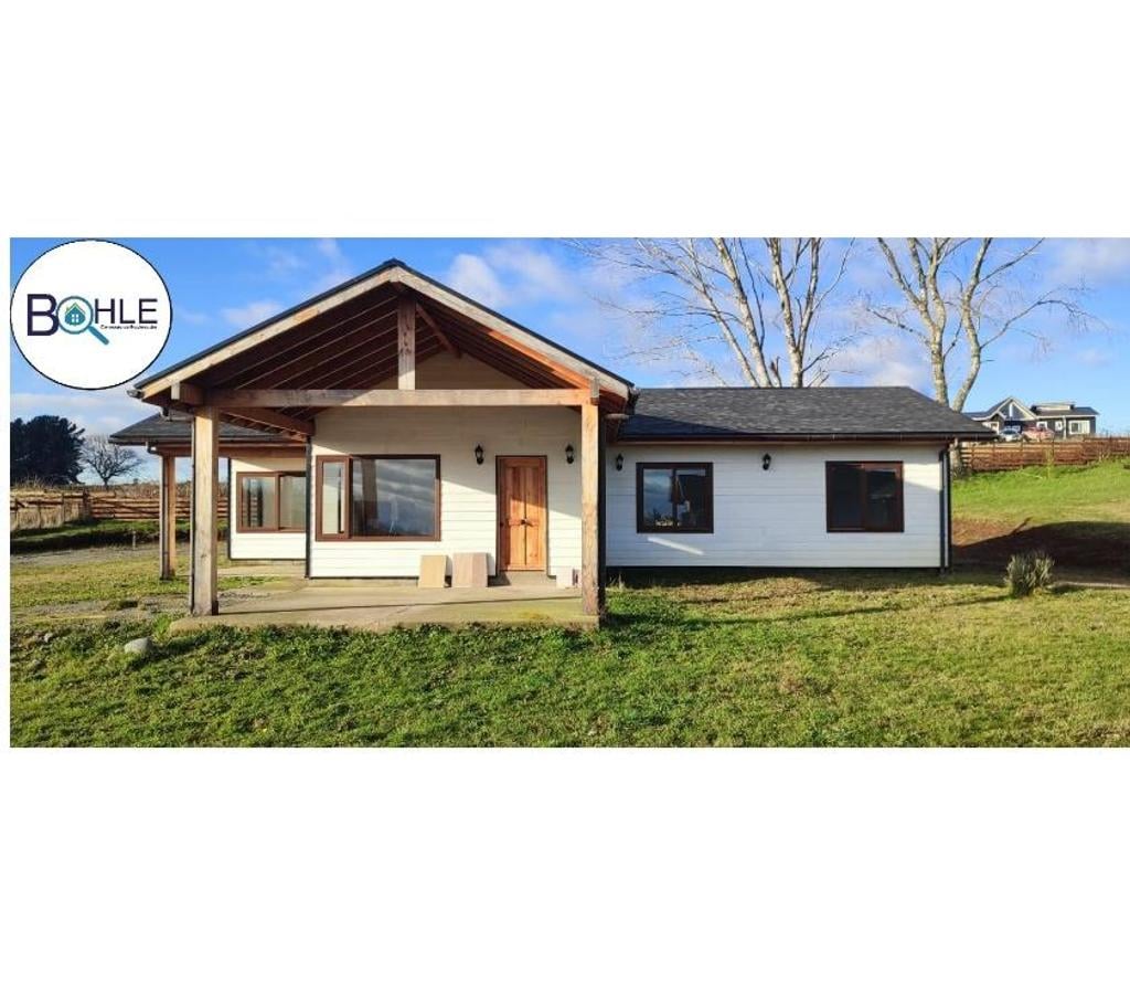 Bienes Raices Llanquihue Frutillar - Fotos de VENDO - 2 Casas en Frutillar, en terreno de 5000m2