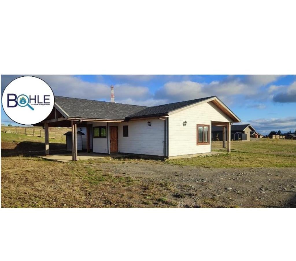 Bienes Raices Llanquihue Frutillar - Fotos de VENDO - 2 Casas en Frutillar, en terreno de 5000m2