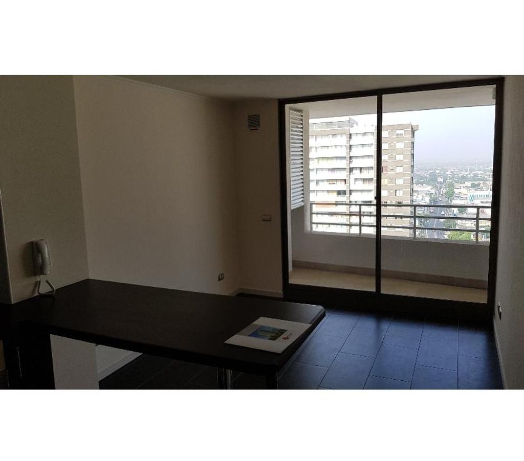 Arriendos Santiago Quinta Normal - Fotos de Arriendo Depto 1D 1B, en San Pablo 4050. Incluye GC