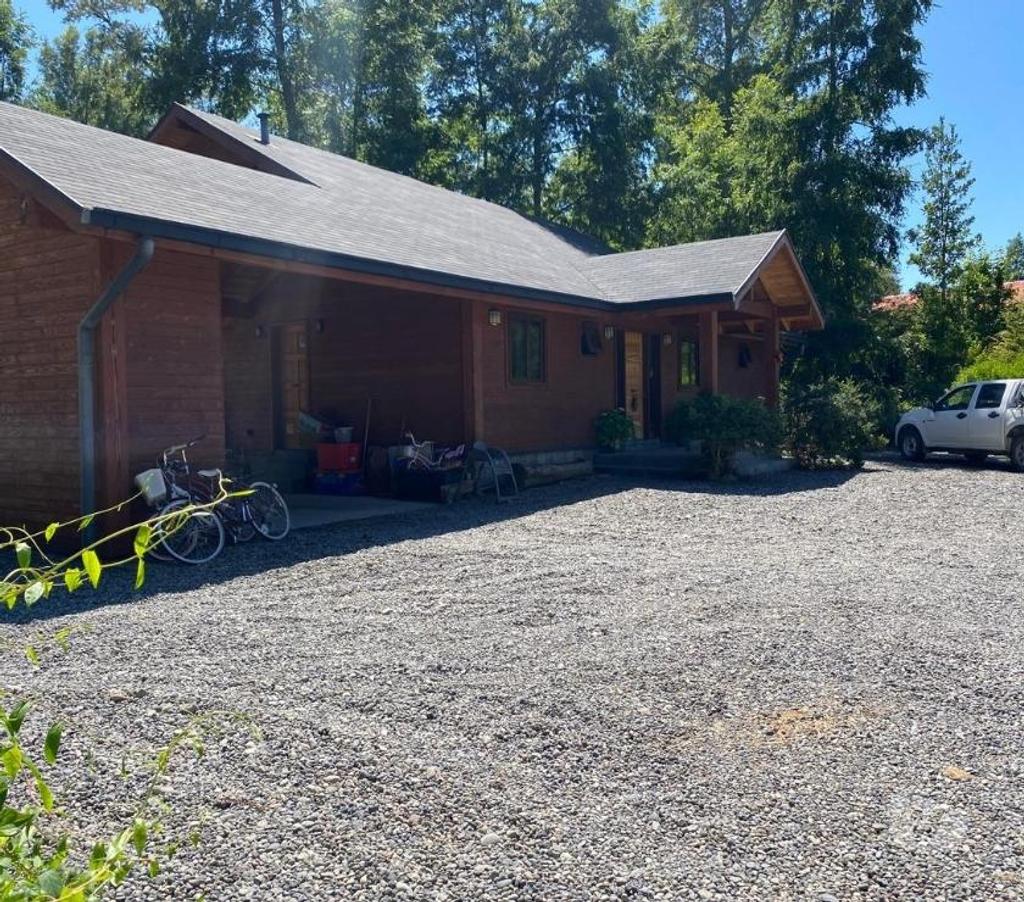 Bienes Raices Cautín Villarrica - Fotos de Casa amplia en parcela en prestigioso Condominio