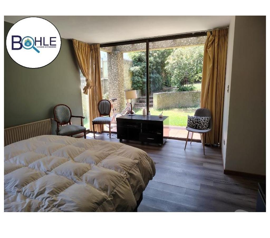 Bienes Raices Santiago Lo Barnechea - Fotos de VENTA - Casa en lo Barnechea, Santiago