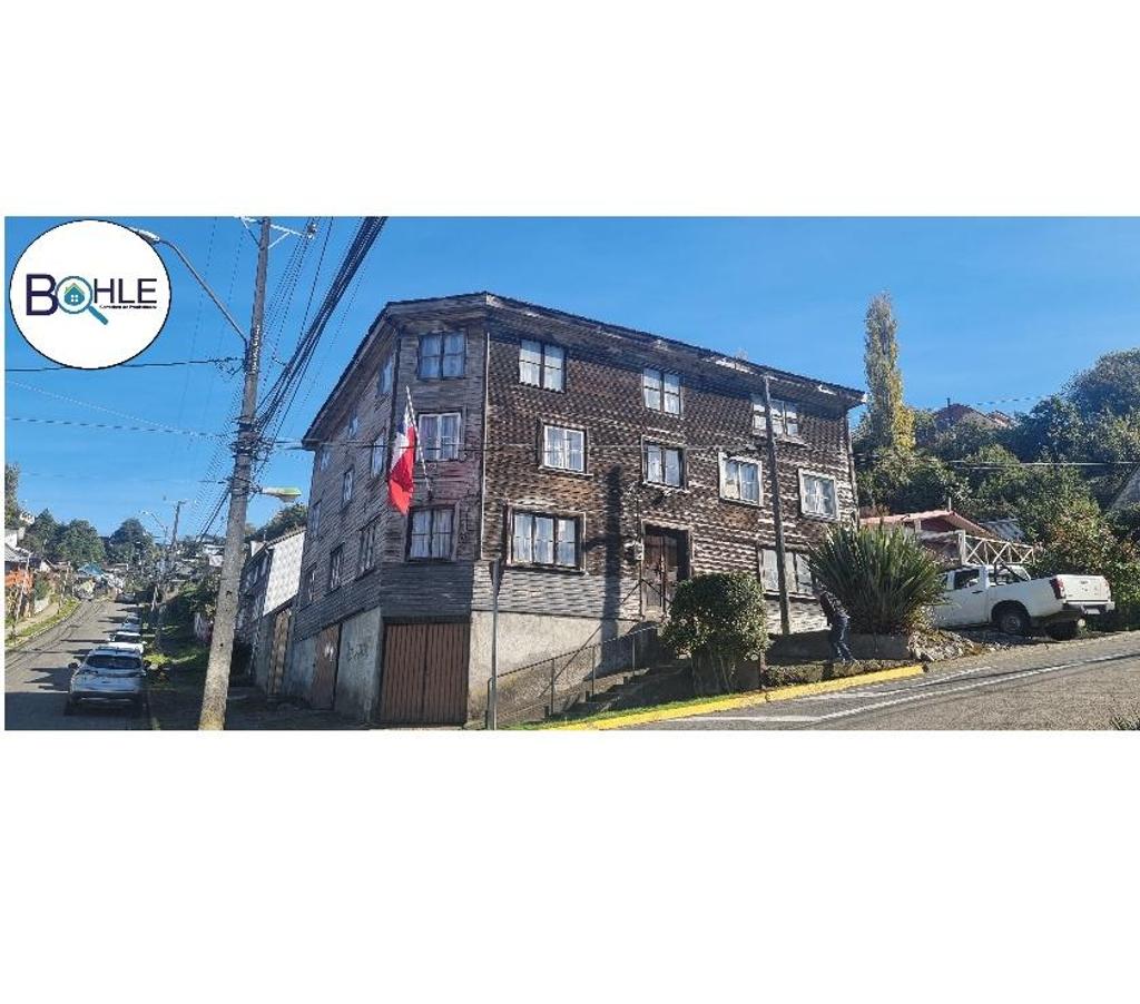 Bienes Raices Llanquihue Puerto Montt - Fotos de VENDO - Casa de 3 pisos en Puerto Montt