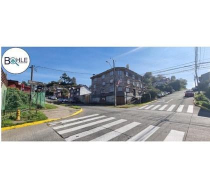 Inmobiliaria Puerto Montt Llanquihue - Fotos de VENDO - Casa de 3 pisos en Puerto Montt