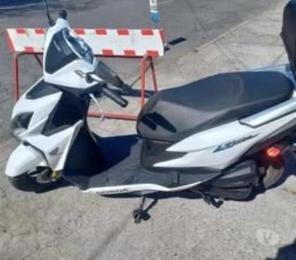 Motos Chile Santiago Santiago - Fotos de Honda Elite año 2018 ùnica dueña como nueva solo 7.700KM