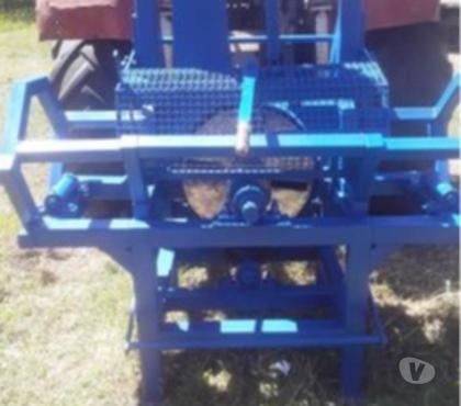 Maquinaria Agrícola Pelluhue Cauquenes - Fotos de Peladora de polines.