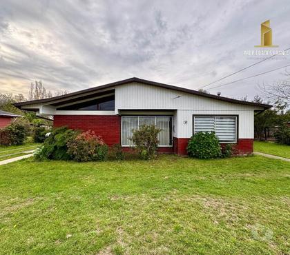 Inmobiliaria Pitrufquén Cautín - Fotos de COMUY VENTA CASA 4D 2B A 3 MIN DEL RIO TOLTEN TEMUCO