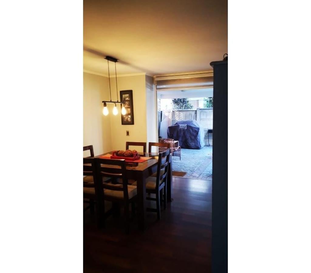 Bienes Raices Santiago Huechuraba - Fotos de Hermosa casa en excelente sector residencial