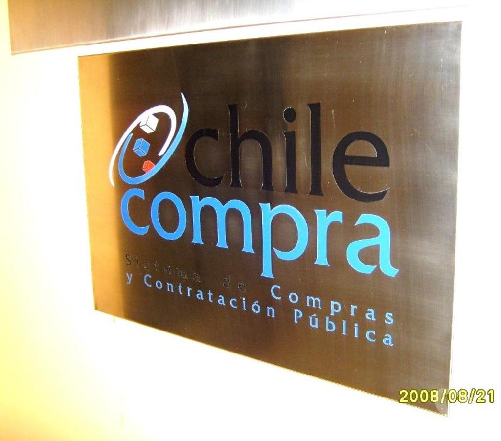 Otros Servicios Santiago Ñuñoa - Fotos de PLACAS DE ACERO INOXIDABLES GRABADAS PARA INSTITUCIONES