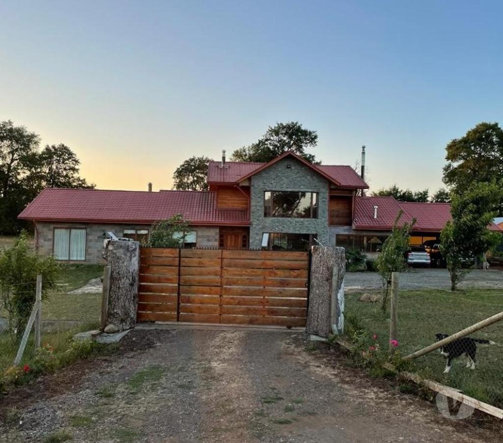 Arriendos Malleco Victoria - Fotos de Se arrienda amplia casa en Parcela