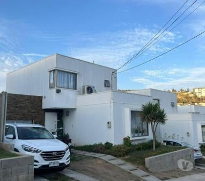  Departamentos en venta Villa Alemana Valparaíso - Fotos de Amplia-2 pisos-Cond El Rincón-R. Peñablanca