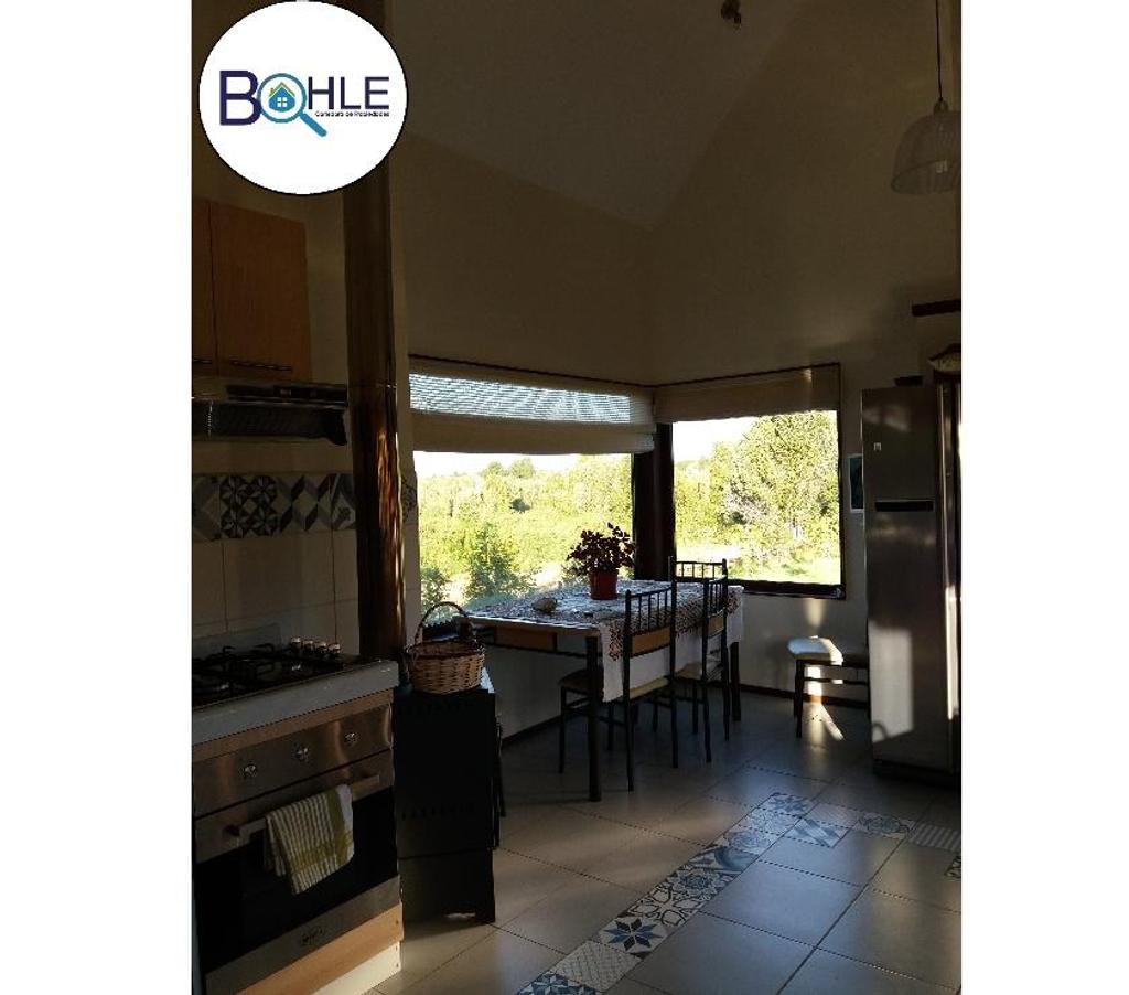 Bienes Raices Llanquihue Puerto Varas - Fotos de VENDO - Casa de dos pisos en Ensenada, Puerto Varas