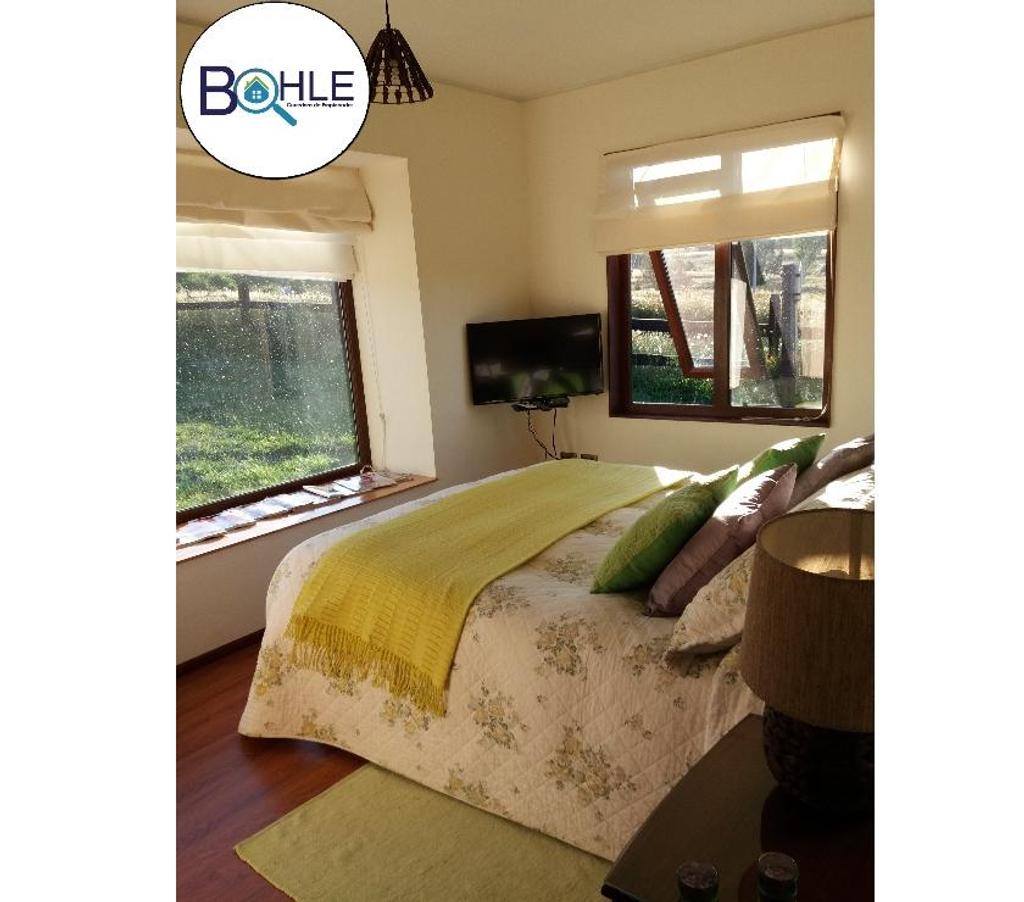 Bienes Raices Llanquihue Puerto Varas - Fotos de VENDO - Casa de dos pisos en Ensenada, Puerto Varas