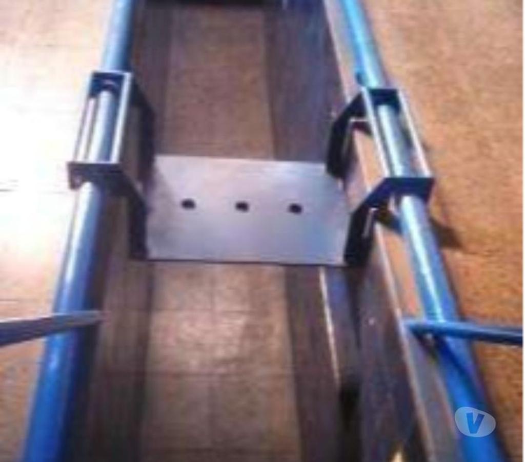 Accesorios para Autos Santiago Santiago - Fotos de Gran estructura de fierro fijar y correr en pozo mecánico