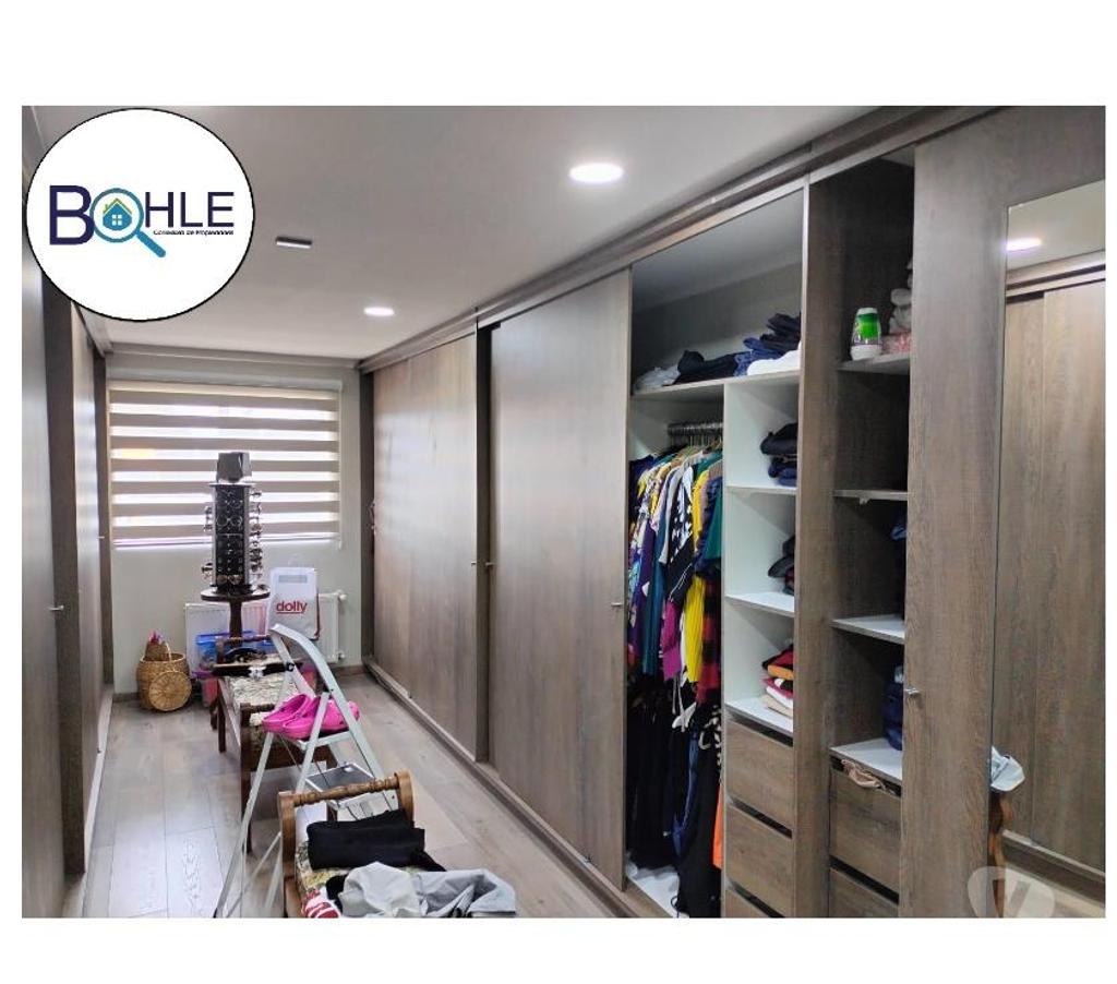 Bienes Raices Llanquihue Puerto Varas - Fotos de VENTA - Casa 580m2 en Graneros de Puerto Varas