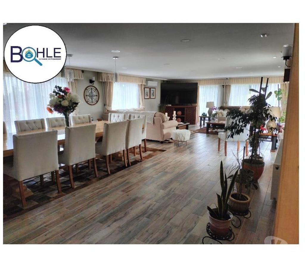 Bienes Raices Llanquihue Puerto Varas - Fotos de VENTA - Casa 580m2 en Graneros de Puerto Varas