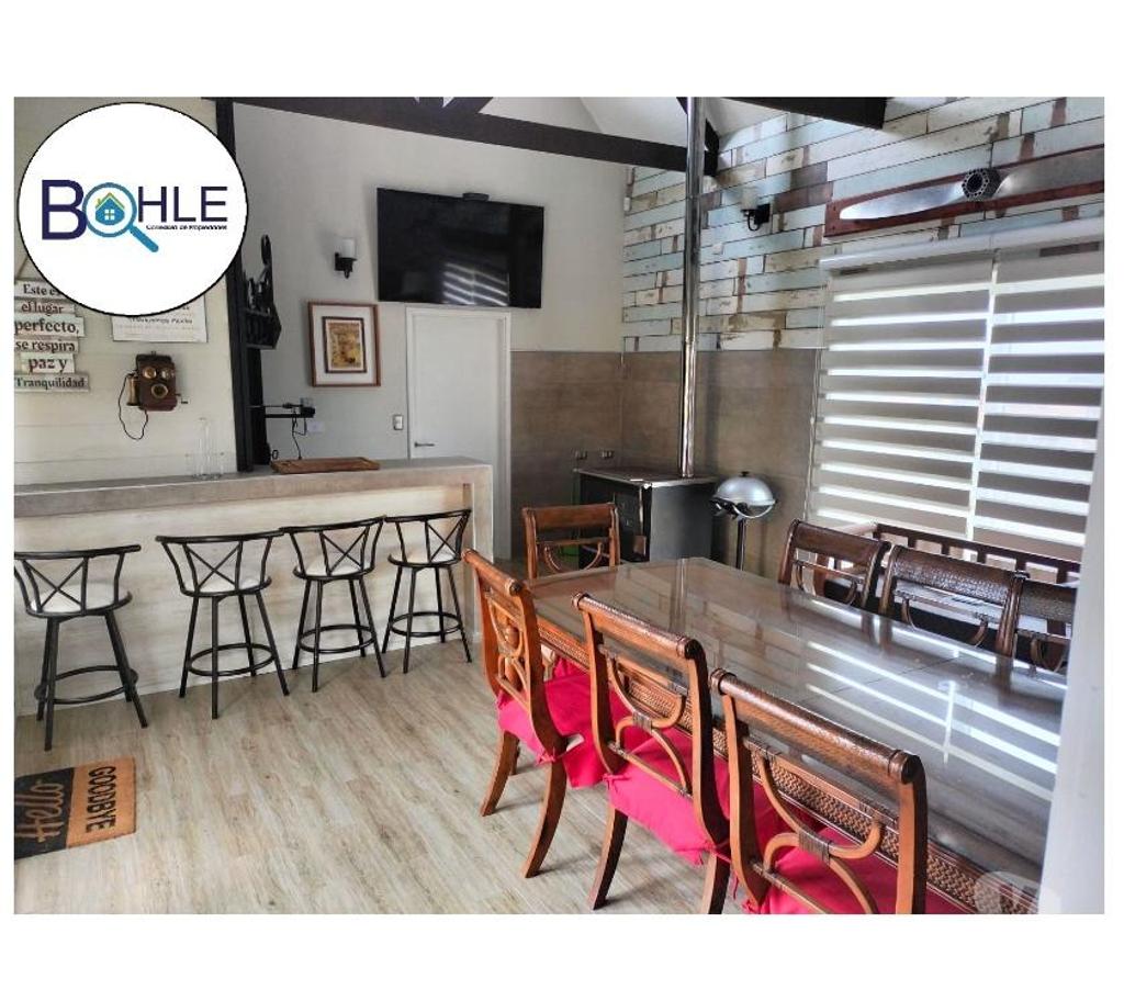 Bienes Raices Llanquihue Puerto Varas - Fotos de VENTA - Casa 580m2 en Graneros de Puerto Varas