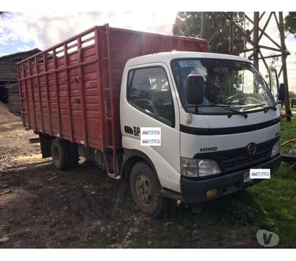Camionetas usadas Chillán Ñuble - Fotos de Camión Hino 300 Xzu año 2008 Impecable