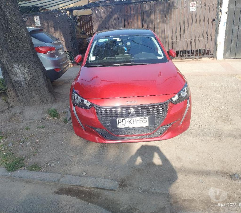 Autos usados Santiago La Reina - Fotos de Peugeot 208 hdi diesel Premier Panoramico
