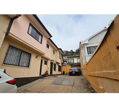 Bienes Raices Viña del Mar Valparaíso - Fotos de Excelente Comoda casa en Chorrillos