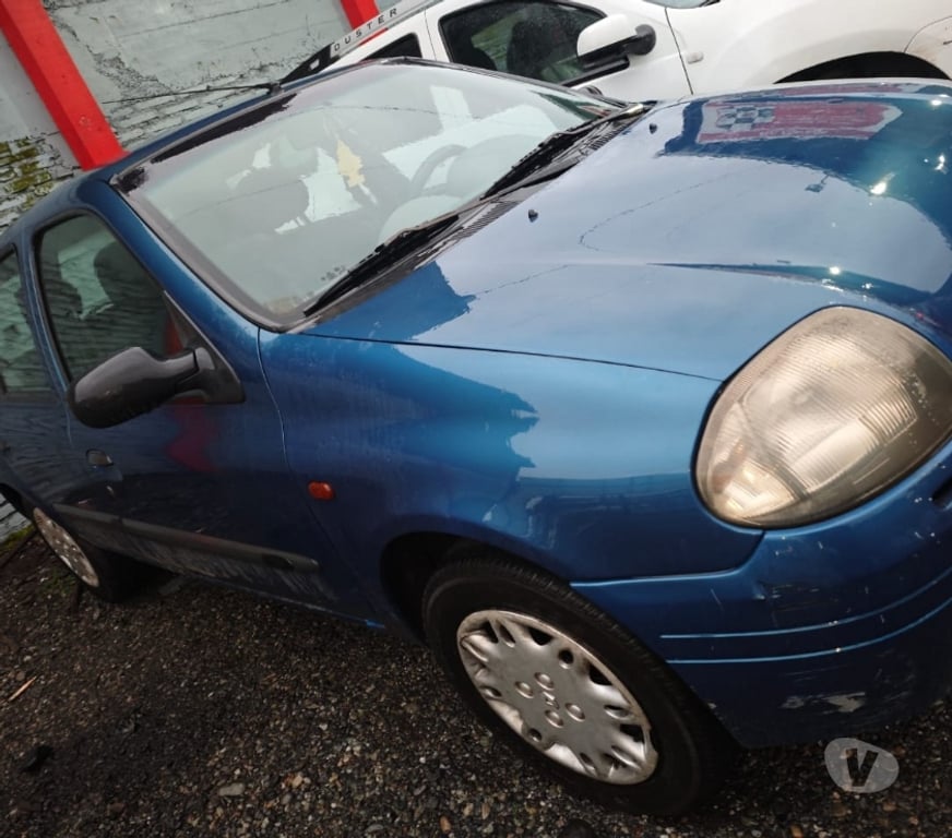 Autos usados Cautín Villarrica - Fotos de Renault Clio 1.6 azul 2000