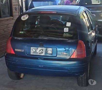 Autos Usados Villarrica Cautín - Fotos de Renault Clio 1.6 azul 2000