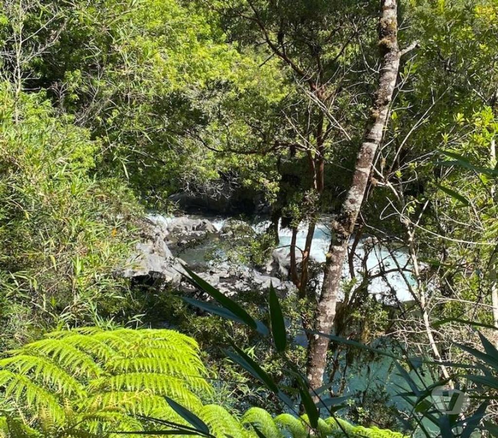 Parcelas en Venta Llanquihue Cochamó - Fotos de Hornopiren ,Terreno Orilla de Rio