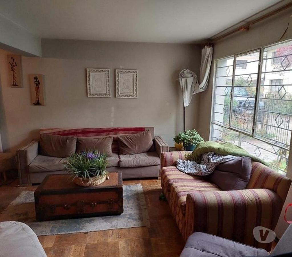 Bienes Raices Santiago Las Condes - Fotos de Las Condes, vivienda sólida.