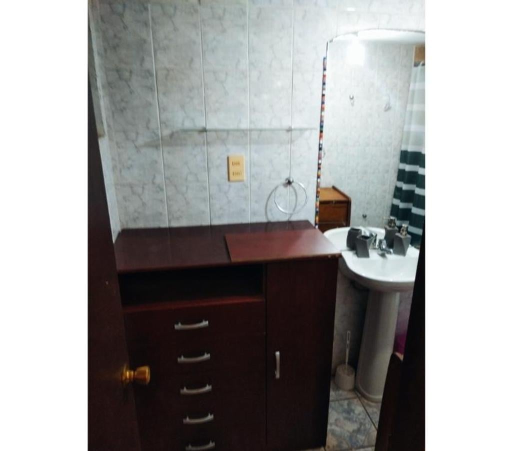 Arriendo de piezas Santiago Las Condes - Fotos de SE ARRIENDA PIEZA CON BAÑO, LAS CONDES – $350.000