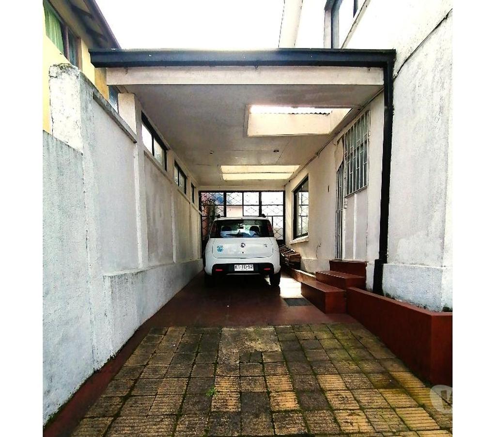 Bienes Raices Concepción Chiguayante - Fotos de Casa de 3 dormitorios frente a Plaza Chiguayante