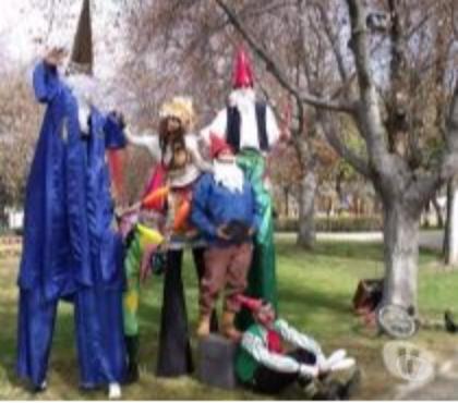 Organización de Eventos Las Condes Santiago - Fotos de Show de Circo y Personajes Teatrales para Eventos