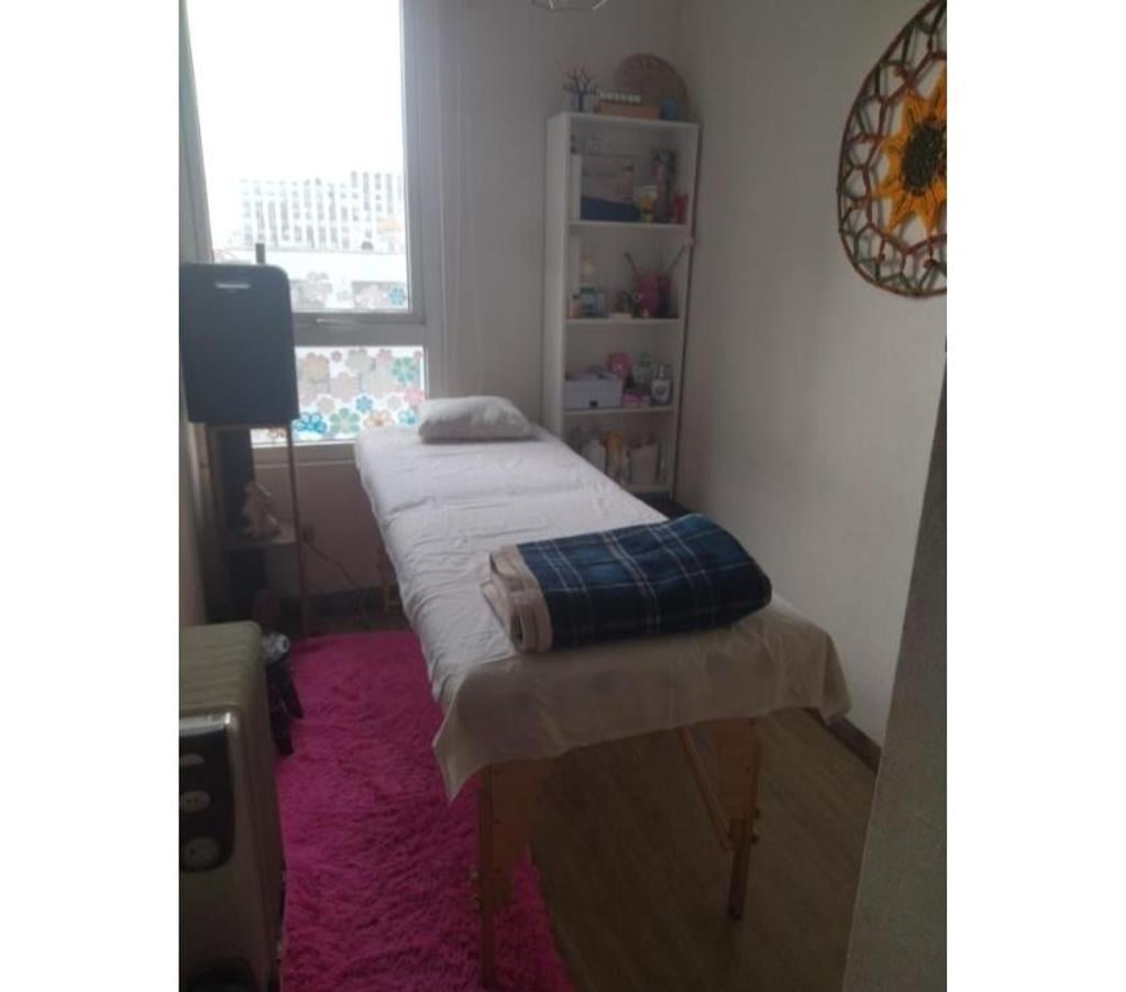 Masajes Santiago Santiago - Fotos de Masoterapeuta $30.000, 60 min, otras terapias $15.000