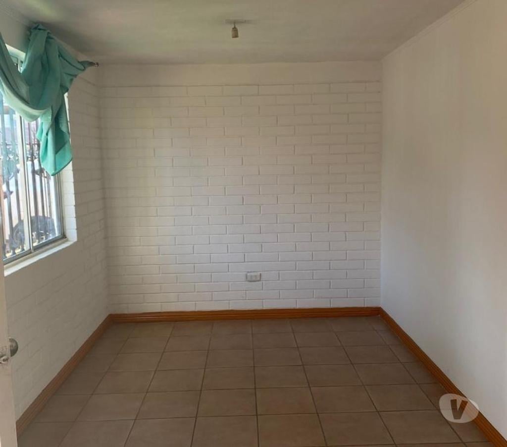 Arriendos Santiago Maipú - Fotos de Arriendo casa independiente 3D2B Villa Santa maría Maipú.