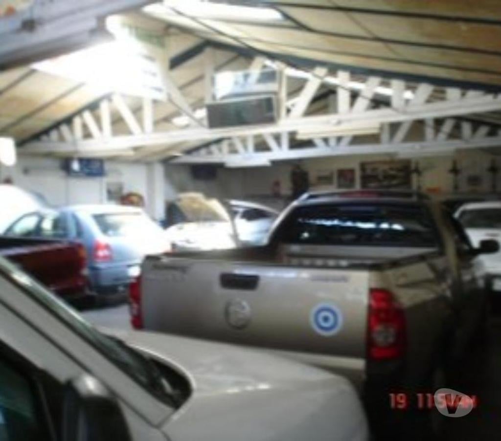 Arriendo bodegas Santiago Santiago - Fotos de Dueño Vende no arrienda Garaje de 240mt impecable