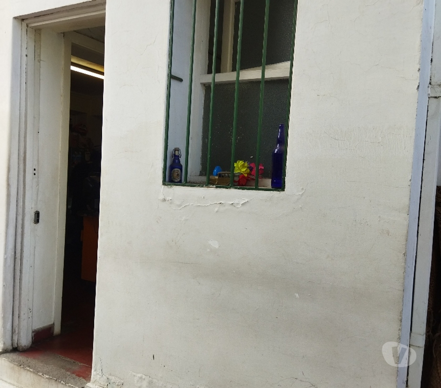 Arriendo de piezas Santiago Providencia - Fotos de SE OFRECE HABITACION AMPLIA A VARON QUE TRABAJE EN OF