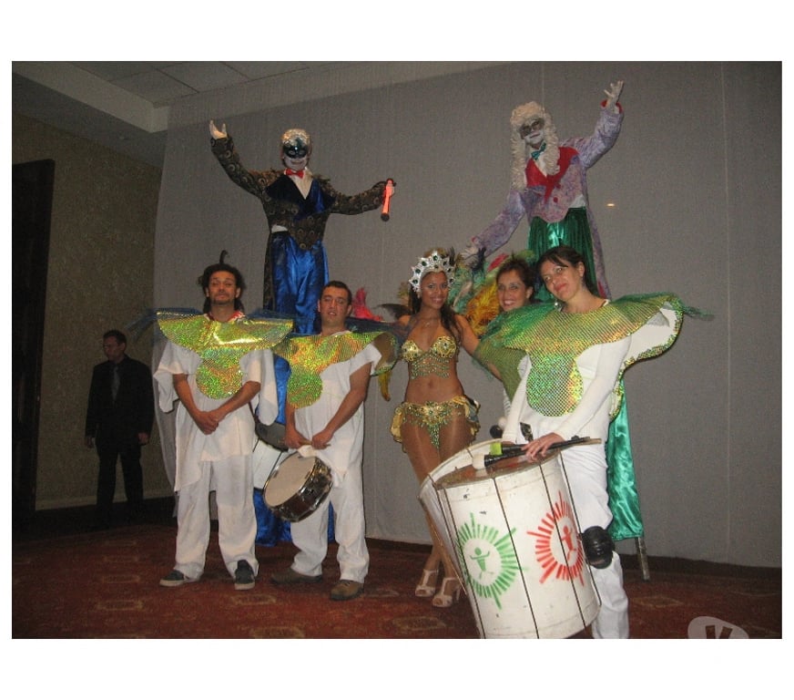 IOrganizador de Eventos Santiago Huechuraba - Fotos de Artistas Interactivos para eventos